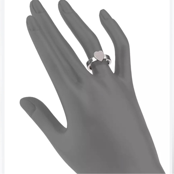 🔥❤️ TRADEMARK RING WITH HEART PENDANT - Picture 5 of 7